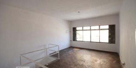Casa para alugar com 140m², 2 quartos e sem vaga - Foto 3
