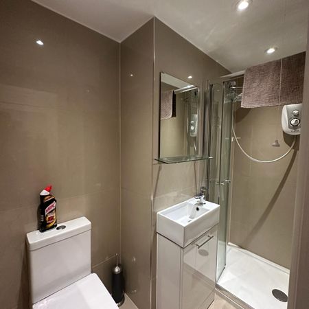 Room To Let – Harrow – HA3 - Photo 4