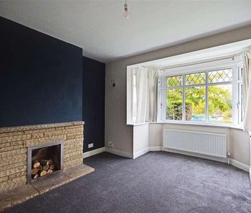 The Highway, Chelsfield, BR6 - Photo 3