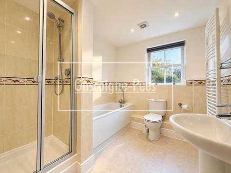 2 bedroom flat to rent - Photo 5