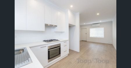 Stunning Apartment in Prime Location - Photo 4