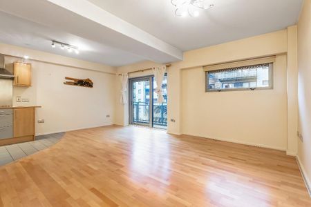 2 bedroom flat to rent - Photo 3