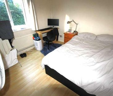 Delph Court, Woodhouse, Leeds, LS6 - Photo 1