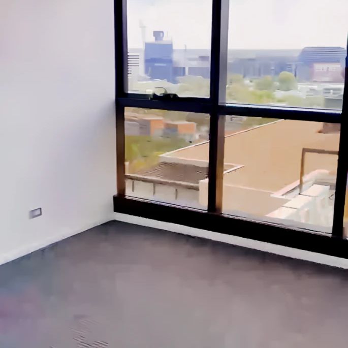 2 bed 2 bath - Photo 2