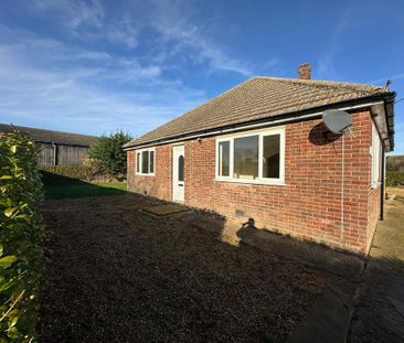 3 bedroom detached bungalow to rent - Photo 2