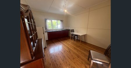 1-Bedroom Flat in a Convenient Mount Colah Location - Photo 4