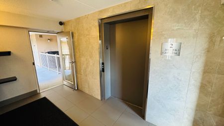 For Lease - 1460 Bishops Gate Unit# 210, Oakville, Ontario - Photo 2