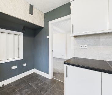 1 Charnock Crescent, S12 - Photo 2