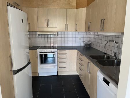 Polhemsgatan 22 ( parkeringsplats ingår) - Photo 2