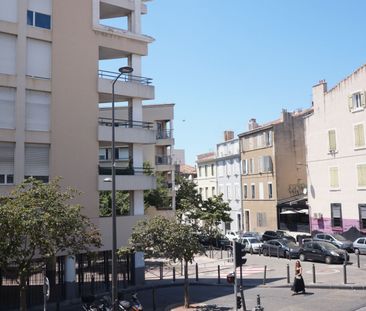 Appartement 2 pièces 28m2 MARSEILLE 6EME 545 euros - Photo 4