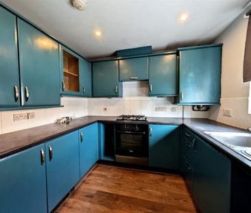 3 bedroom terraced house to rent - Photo 4