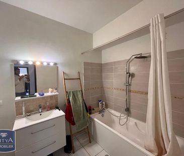 Location Appartement 3 pièces 81m² LAYRAC 47390 - Photo 5