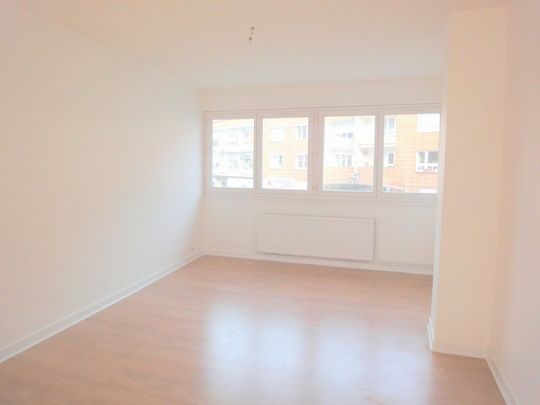 Location Appartement 3 pièces 88m² DUNKERQUE 59140 - Photo 1
