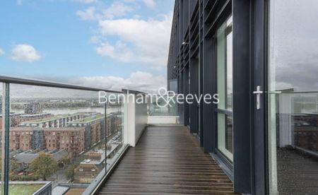 3 Bedroom flat to rent in Plumstead Road, Woolwich, SE18 - Photo 3