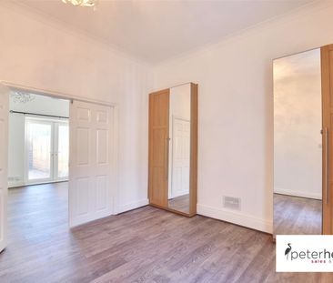 Frank Street, Southwick, Sunderland, Tyne & Wear, SR5 1SB - Photo 5
