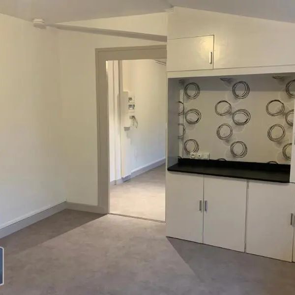 Appartement à louer 3 pièces 55.74m² - Photo 1