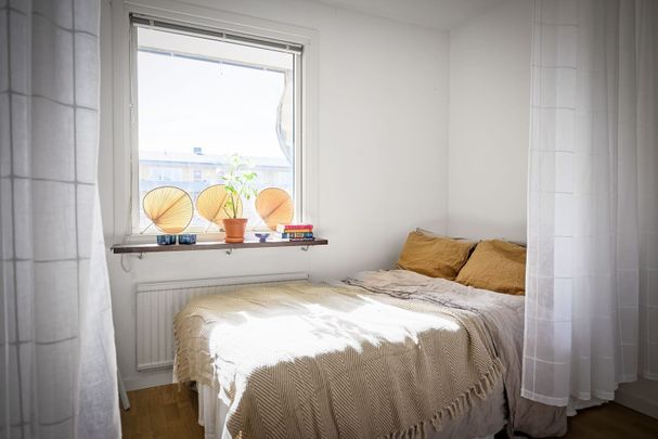 Sagogången, Hisings Backa - Photo 1