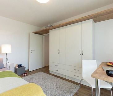 Möbliertes Zimmer im Studentenwohnheim Stay + Study - Photo 2