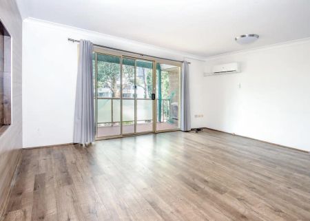 “Stylish Living in the Heart of Parramatta!!!!” - Photo 2