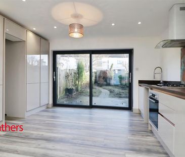 3 bed town house to rent in Thornley Brook, Thurnscoe, Rotherham - Photo 6