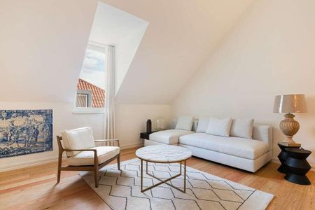 2 Bedroom Apartment, Lisboa - Photo 3