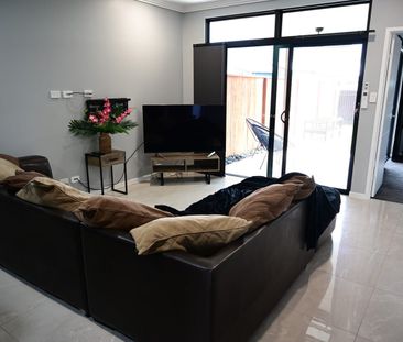 Compact, Contemporary & Close to Everything - Photo 1