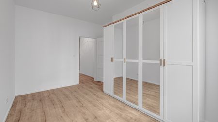 Warszawa, Wilanów, Aleja Rzeczypospolitej - Zdjęcie 2