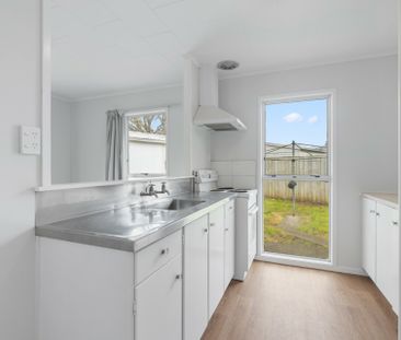 Charming 3-Bedroom Family Home - Photo 1