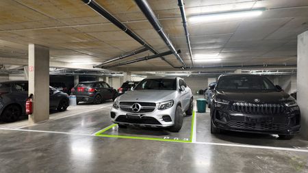 Nieuwbouw appartement met zuidgericht terras in het groene Louisepark te Eeklo! - Photo 5