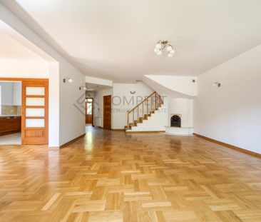 Dom z ogrodem w dobrej cenie blisko Wilanowa - Photo 2