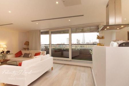 3 bedroom penthouse to rent - Photo 4