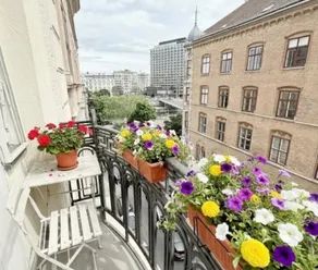 1010! Exklusive generalsanierte 3-Zimmer Wohnung am Rudolfsplatz im Herzen des 1. Bezirks! - Photo 2
