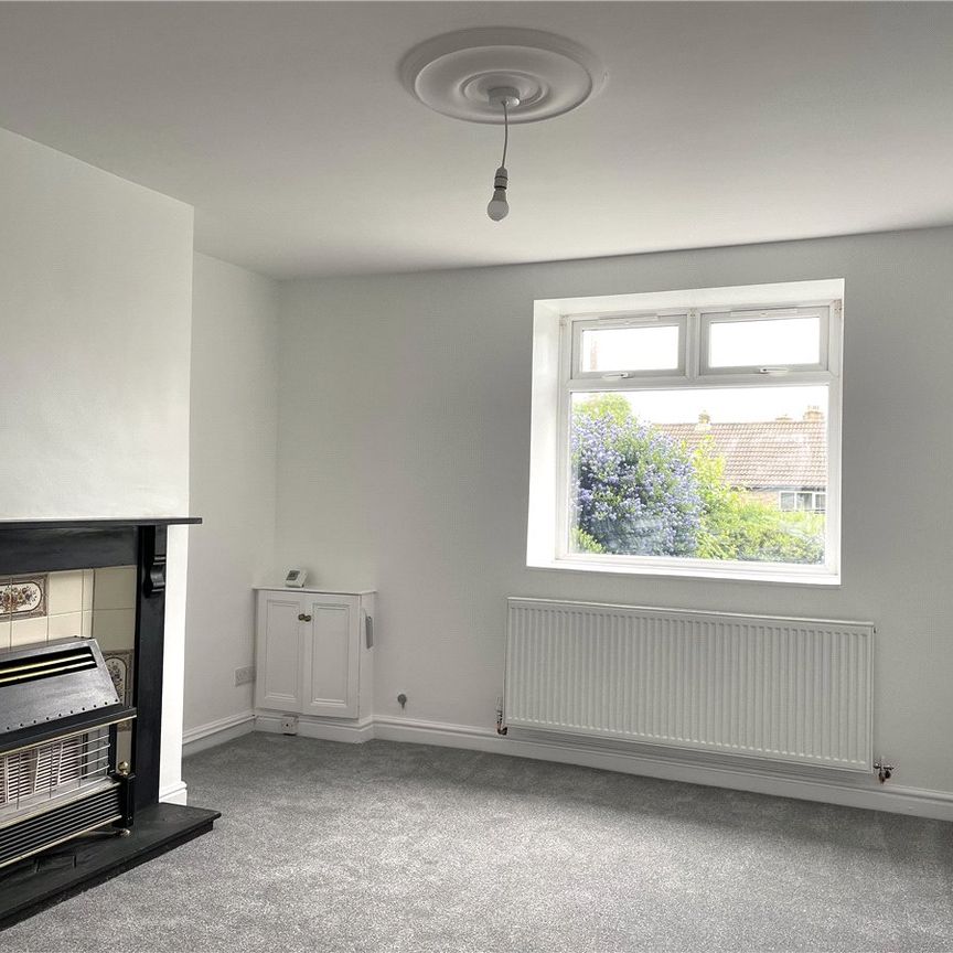 Available early March, 9 Church Street is a recently refurbished, two bedroomed semi-detached stone-built character property nestled within the peaceful village of Emley. - Photo 1