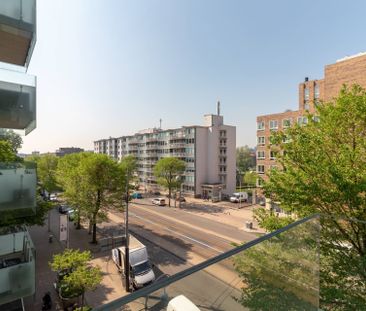 For rent: Hoofdweg 604, 1055 AB Amsterdam - Photo 1