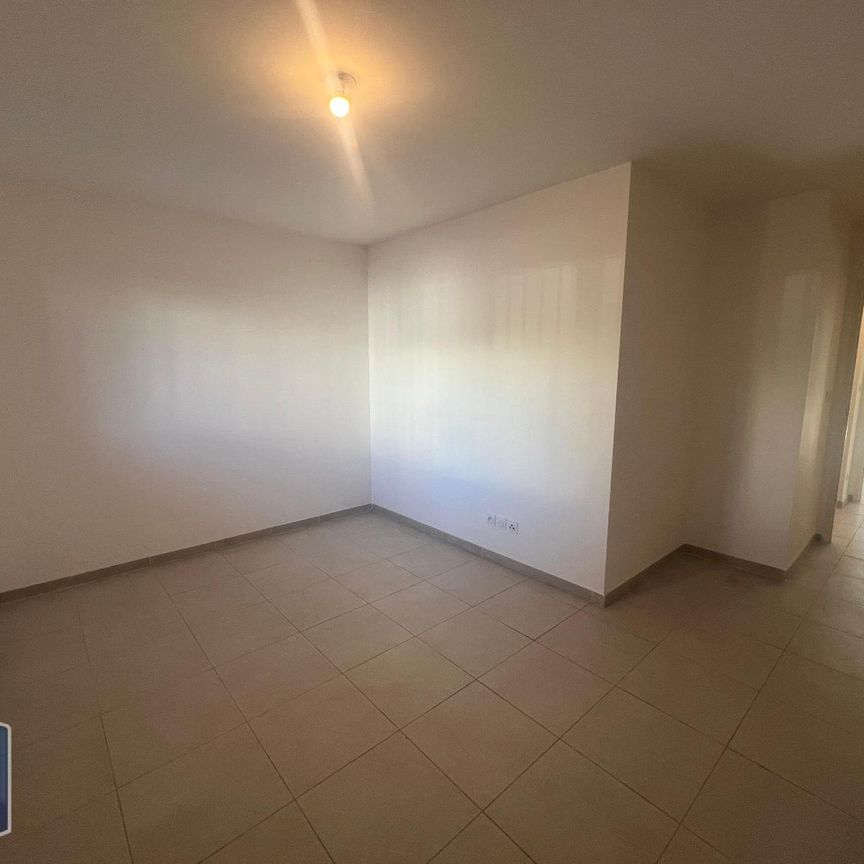 Location Appartement 3 pièces 61m² MARSEILLE 9ème - Photo 1