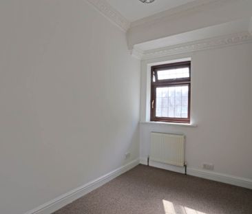 Price £2,650 pcm - Available Now - Furnished - Photo 4
