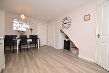 4, Rutland Court, Leeds, West Yorkshire, LS12 6BU - Photo 3