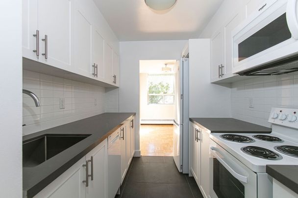 For Lease - 490 Eglinton Avenue Unit# 802, Toronto, Ontario - Photo 1