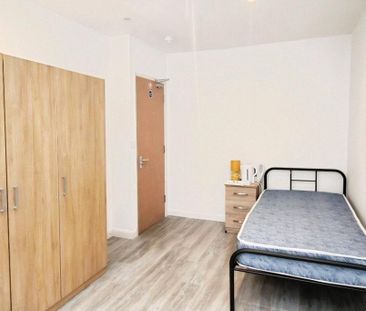 1 bedroom in a house share to rent - Photo 6