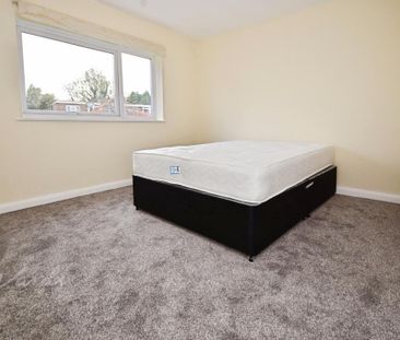 3 bedroom apartment to rent - Photo 2