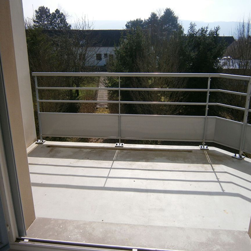 Joli T2 en Résidence avec terrasse et parking - Photo 1