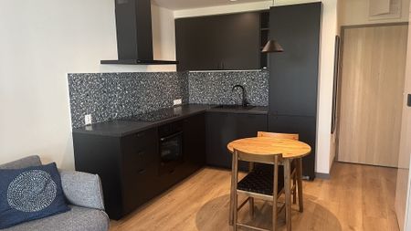 2-pokojowy apartament, balkon, miejsce parkingowe - Zdjęcie 2