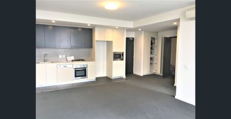 ONLY $665/w ! North Aspect Modern 1 Bed Apartment! In the Heart of Wentworth Point! Mins Walk to the water side! - Photo 2