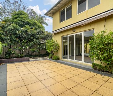 239 Hampton Street, - Photo 1