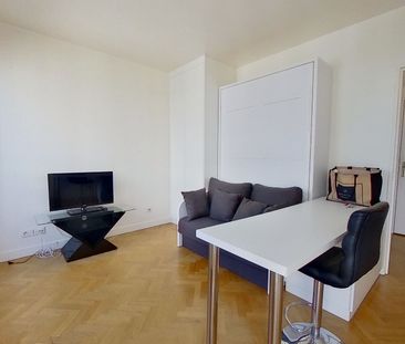 COURBEVOIE FBG DE L ARCHE - STUDIO meublé de 22.63 m² - Photo 1