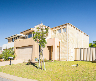 38/27 Meadow Springs Drive, Meadow Springs. - Photo 3