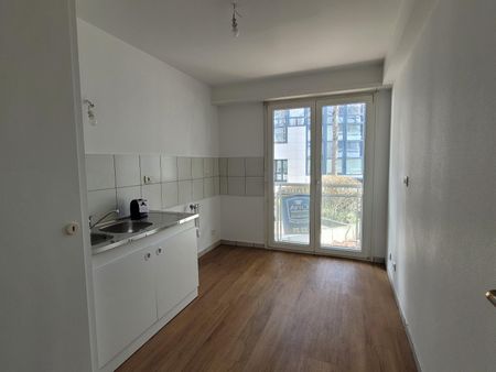 Location Appartement 3 pièces 79m² STRASBOURG 67000 - Photo 3