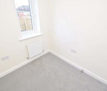 Yarn Crescent, Lupset, Wakefield - Photo 4