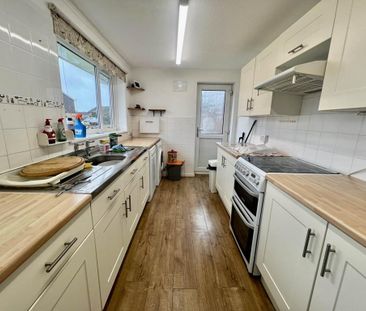 3 bedroom bungalow to rent - Photo 6