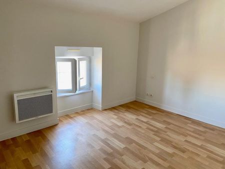 APPARTEMENT NIORT - 3 pièce(s) - 72.2 m2 - Photo 2